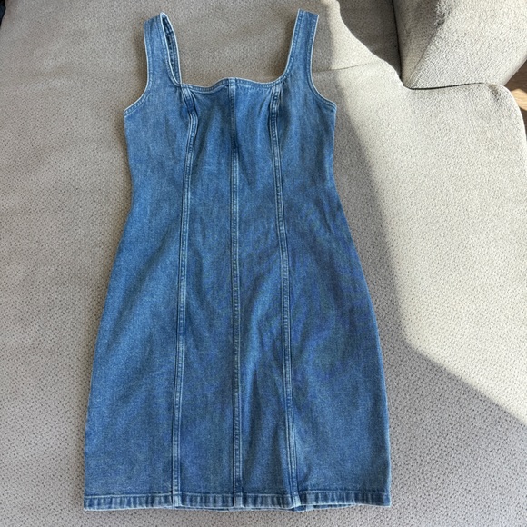 Abercrombie & Fitch Dresses & Skirts - Abercrombie Denim Mini Dress